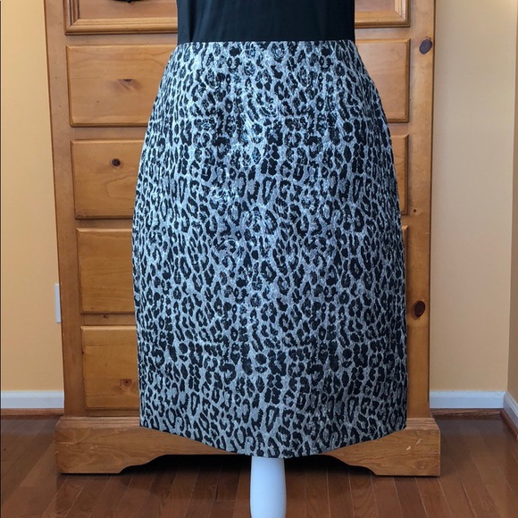 Sunny Leigh Dresses & Skirts - Sunny Leigh Black and Silver Skirt